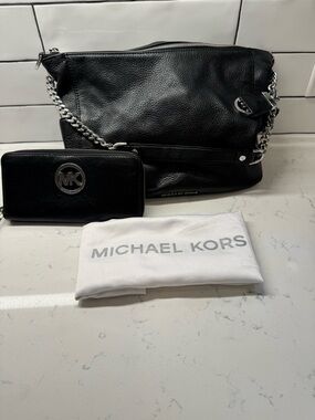 Michael Kors Black Pebbled Leather Shoulder Bag with Chain Strap Wallet